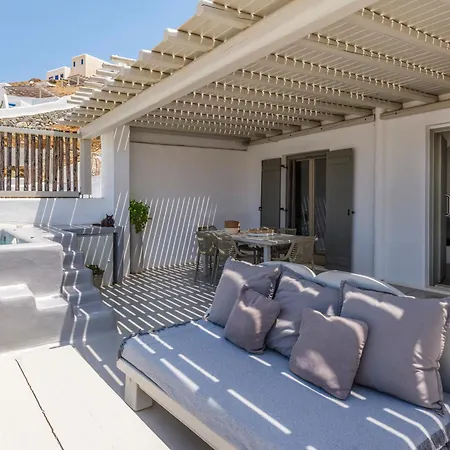 Villa Mykonos & Merchia Beach