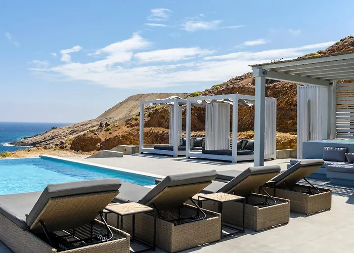 Mykonos & Villa Merchia Beach