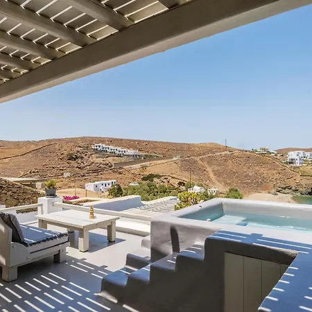 Mykonos Residence Villas & Suites Merchia Beach Villa *